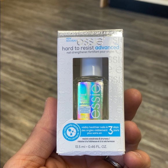 Essie Hard to Resist Advanced Nail Strengthener - Picture 1 of 1